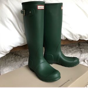 NWT Hunter Boots Women’s Original Tall Matte Green